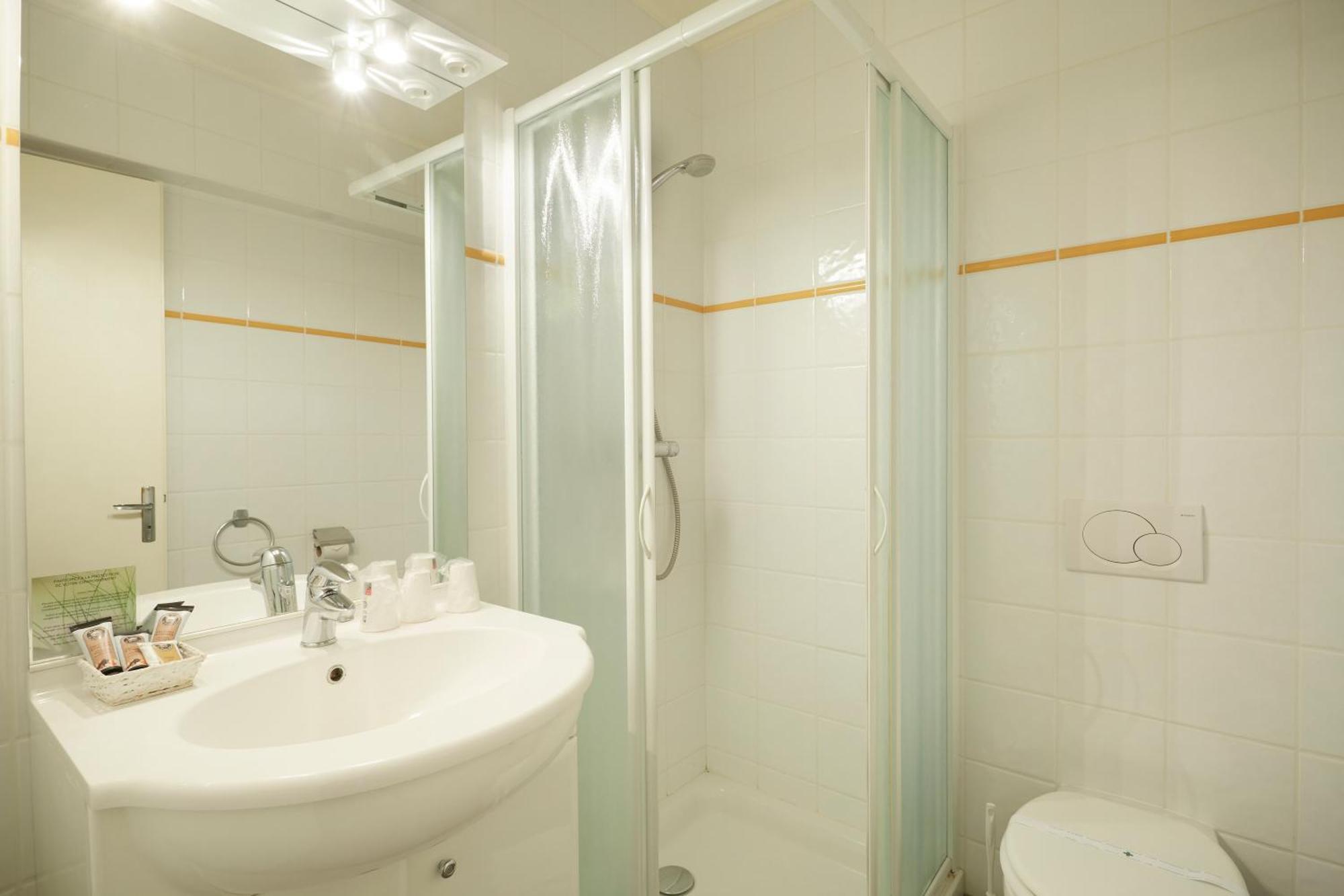Hotel Eliova L'Eau Vive Châtel Εξωτερικό φωτογραφία
